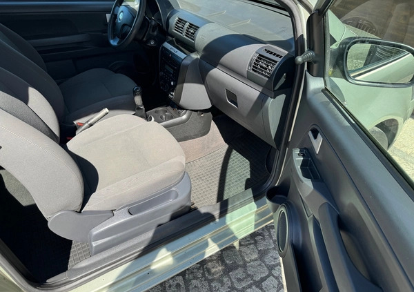 Volkswagen Fox cena 7300 przebieg: 220000, rok produkcji 2010 z Żary małe 407